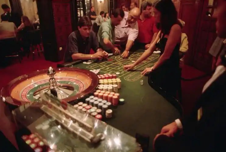 Red Tiger slot game interface on lucksvip slot platform